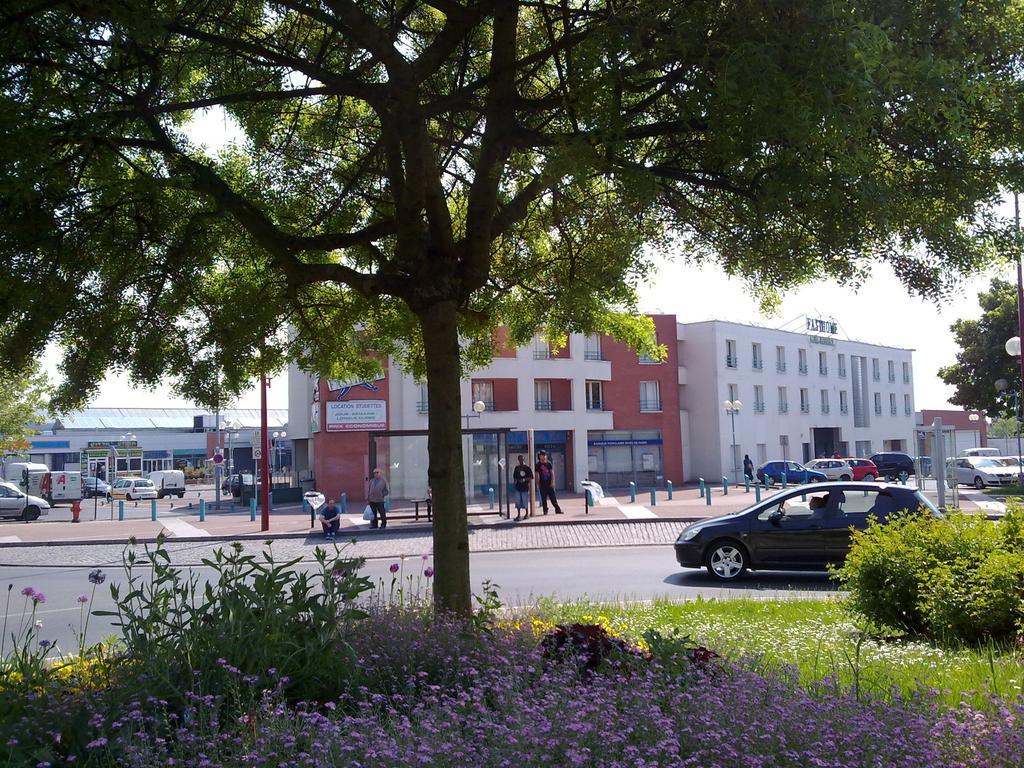 Fasthome Gonesse Exteriör bild