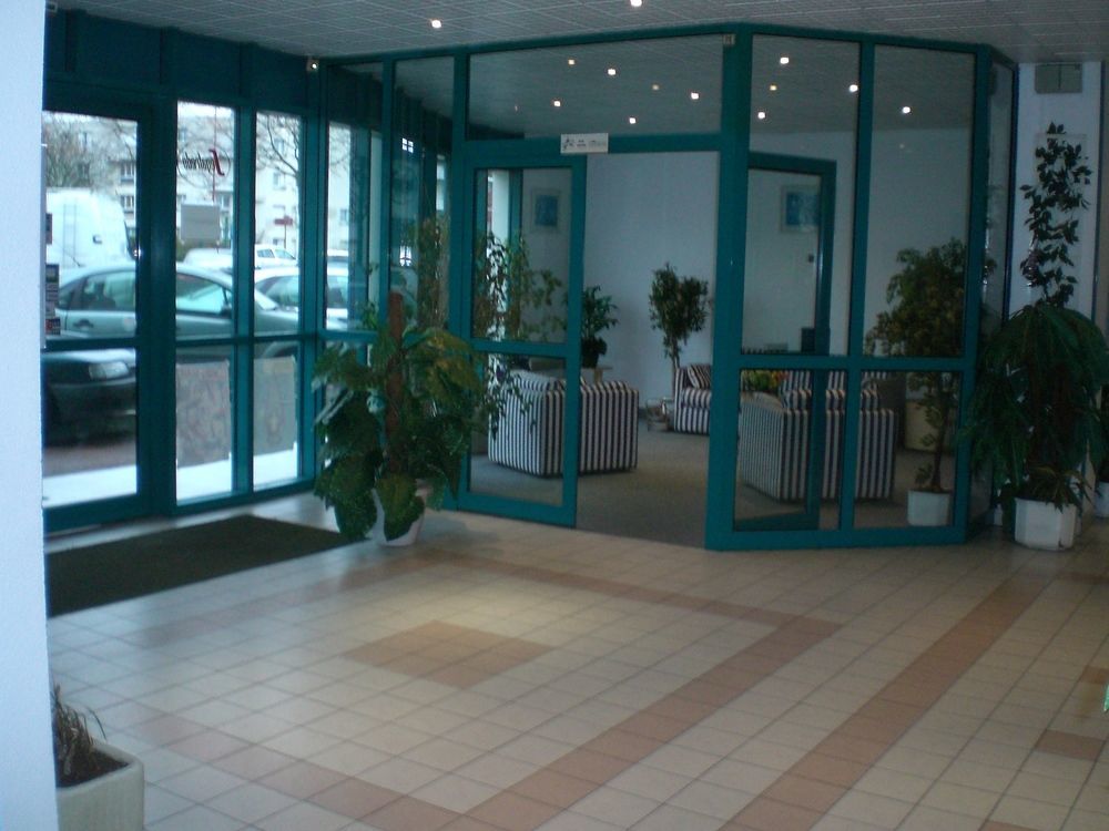 Fasthome Gonesse Exteriör bild