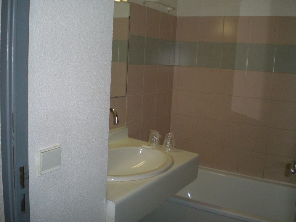 Fasthome Gonesse Exteriör bild