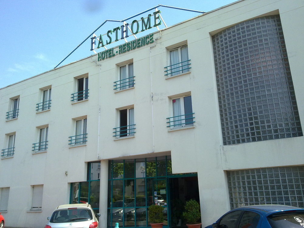 Fasthome Gonesse Exteriör bild